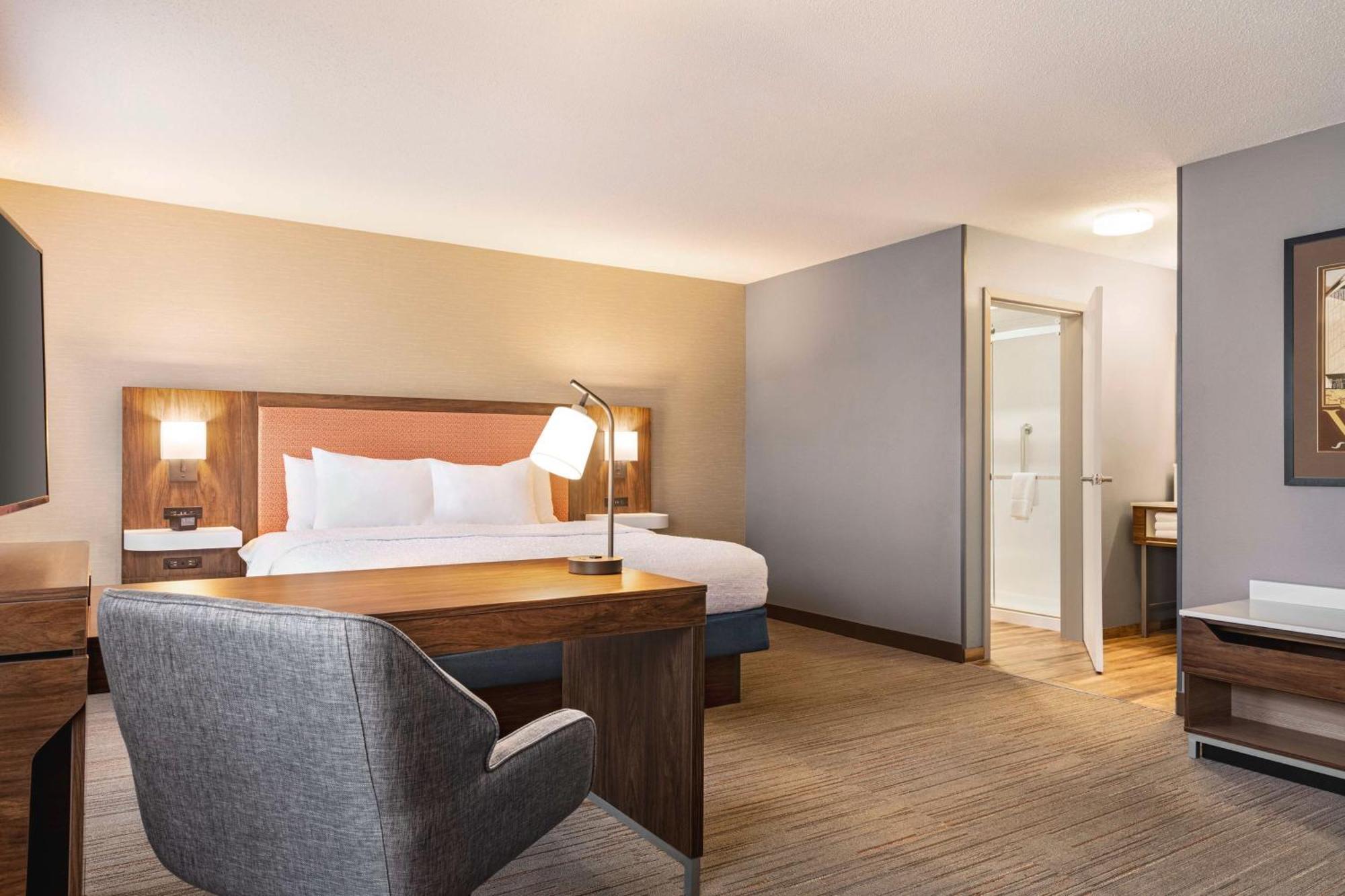 Hampton Inn & Suites Valparaiso Exteriör bild